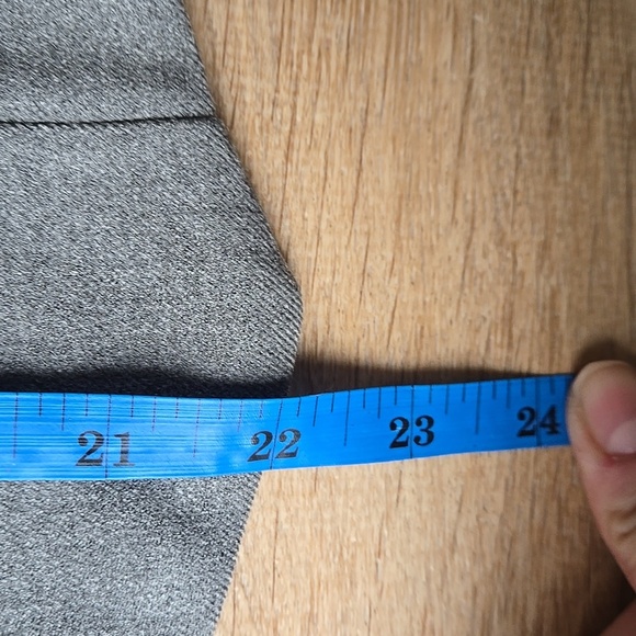 NWT GAP Cropped Vest Size L - Picture 7 of 10